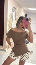 Load image into Gallery viewer, Off shoulder Brown Top