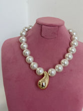 Load image into Gallery viewer, Chunky Perla’s Necklace