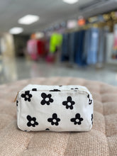 Load image into Gallery viewer, Make up bag