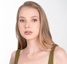 Load image into Gallery viewer, Three stones Necklace