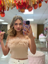 Load image into Gallery viewer, Feather top