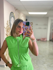 Top cargo green