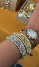 Load image into Gallery viewer, Zamak Bracelet dos tonos