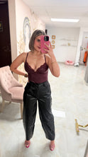 Load image into Gallery viewer, Leather black Jean