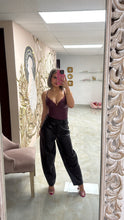 Load image into Gallery viewer, Leather black Jean
